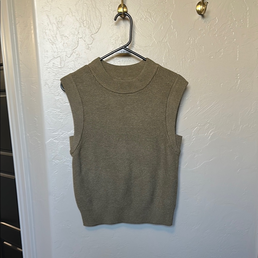 A New Day Green Ribbed Sleeveless Muscle Tee
